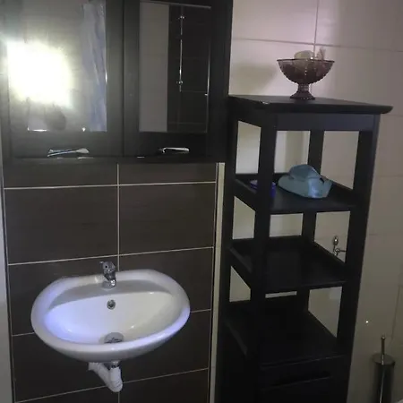 Guedin Sea Side Maisonette * Nikiti (Sithonia)