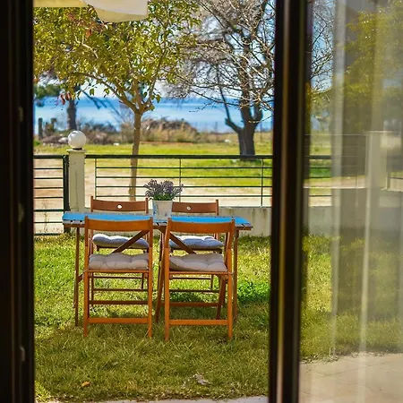 Guedin Sea Side Maisonette Vakantiehuis