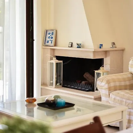 Guedin Sea Side Maisonette * ניקיטי